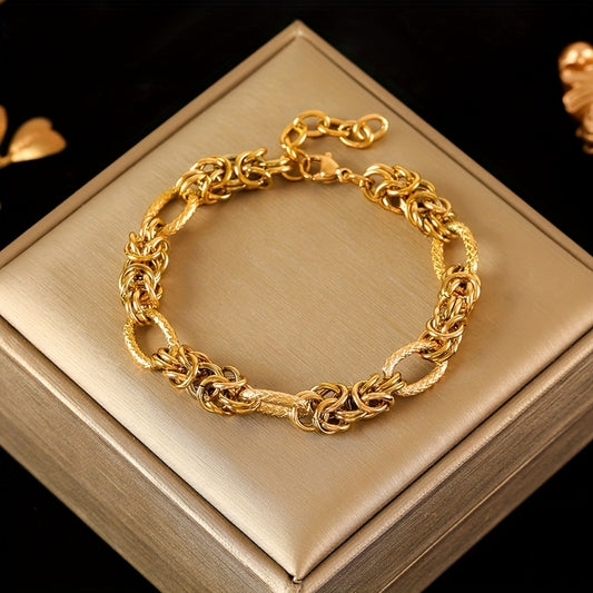 Lueur Twisted Chain Bracelet
